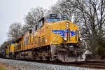 UP 7697 / AC45CCTE is leading a fast mixed freight train